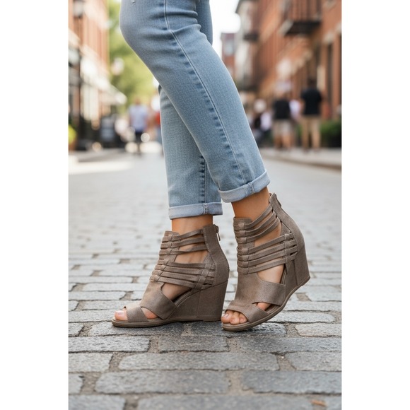 Womens Wedge Sandal Open Toe Ankle Strap Casual Taupe Summer Shoes - Picture 1 of 4